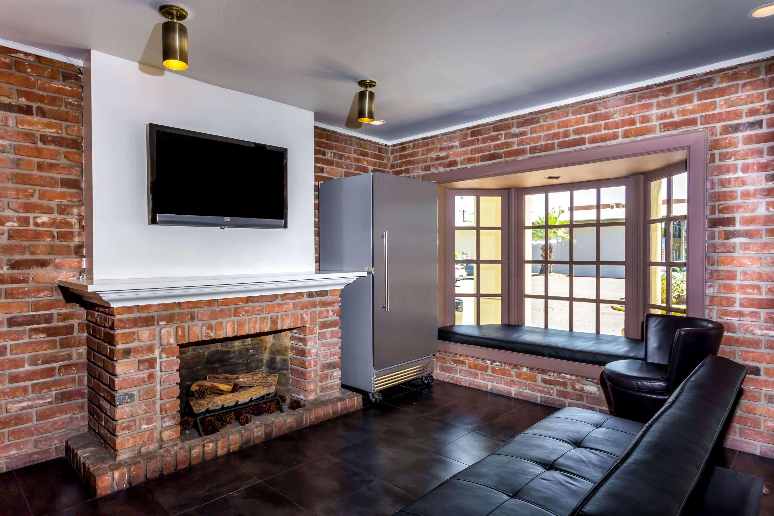 Howard Johnson By Wyndham Scottsdale Old Town Экстерьер фото