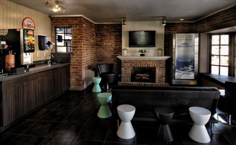 Howard Johnson By Wyndham Scottsdale Old Town Экстерьер фото